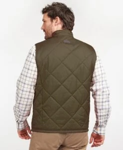 Barbour Men's Finn Gilet -PineTrail Store barbour mens finn gilet 2