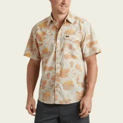 Howler Bros. Men's H Bar B Snapshirt : Coyotes -PineTrail Store howler bros mens h bar b snapshirt coyotes 2