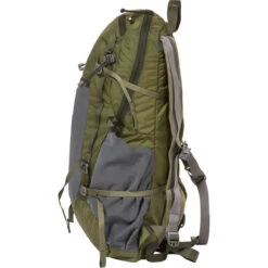 In And Out 19 -PineTrail Store in and out 19 3