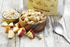 Trailtopia Apple Cinnamon Oatmeal -PineTrail Store trailtopia apple cinnamon oatmeal 1