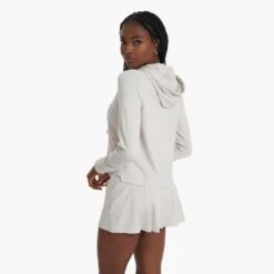 Vuori Women's Halo Essential Hoodie -PineTrail Store vuori womens halo essential hoodie 4