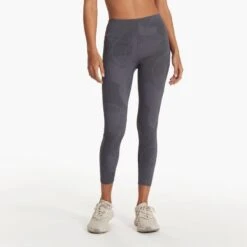 Vuori Women's Stride Legging 12 Vuori Women's Stride Legging -PineTrail Store vuori womens stride legging 4